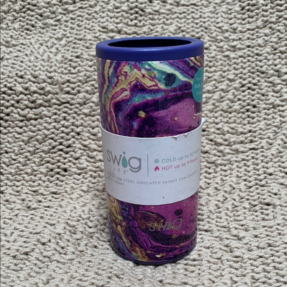 NWT Swig Life stainless steel insulated skinny can cooler